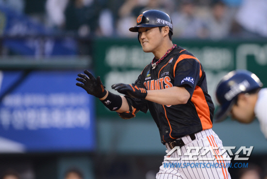 
	�Ե� �������� 4ȸ ��� ����Ȩ���� ���� �� Ȩ���� ���� �ִ�. ���=���� ���� kyungmin@sportschosun.com


