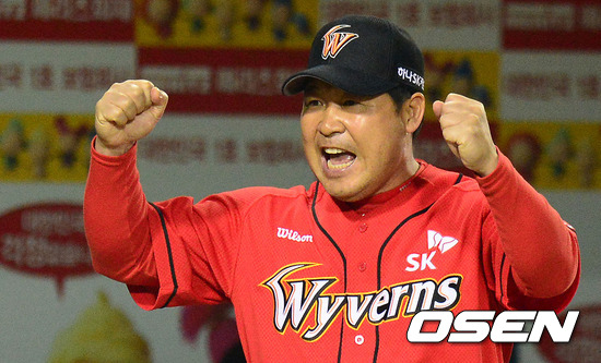 
	�̸��� ����, "�������� �ǿ��� �¸��� �ҷ��Դ�"
