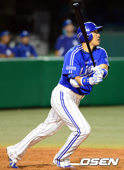 
	���� �̽¿�, ���۽�Ÿ ���ɿ��� ������ �ڱ�Ҹ���
