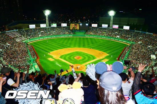 
	�Ե�, Ȩ ���� 50���� ���� �޼�
