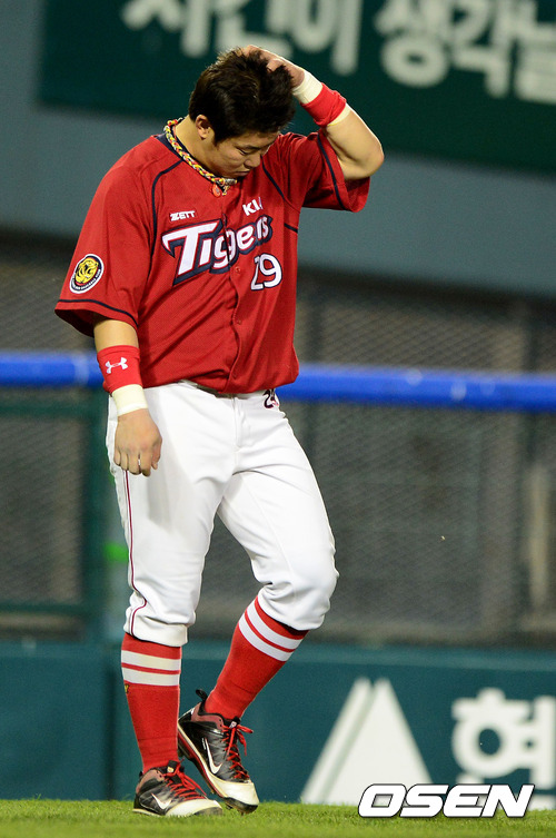 
	�������� �ҿ�� ħ��, ��ٸ��� SUN
