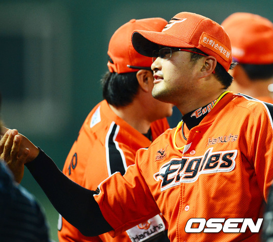 
	'ERA 11.93��0.00' �Ƚ¹�, �÷� �ӿ��� ���� ������
