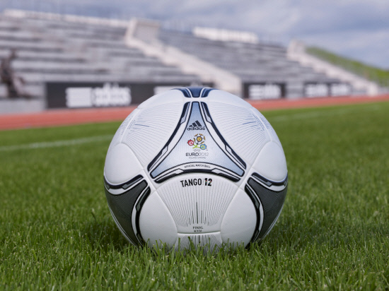 
	���� 2012 ������� ���� ���α�. �Ƶ�ٽ� �ʰ�12 �ǳ���. ��������=�Ƶ�ٽ�


