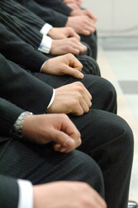 무의식적으로 말끝 흐렸을 뿐인데, 면접에서 떨어져. 왜?