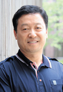 [2012 사이버대학] 일·학업 병행하며 도전한 늦깎이 공부, 짜릿한 인생 2막 열려