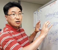 [2012 세계대학평가] 스타교수 1명의 힘, 영남대 수학분야 세계 40위