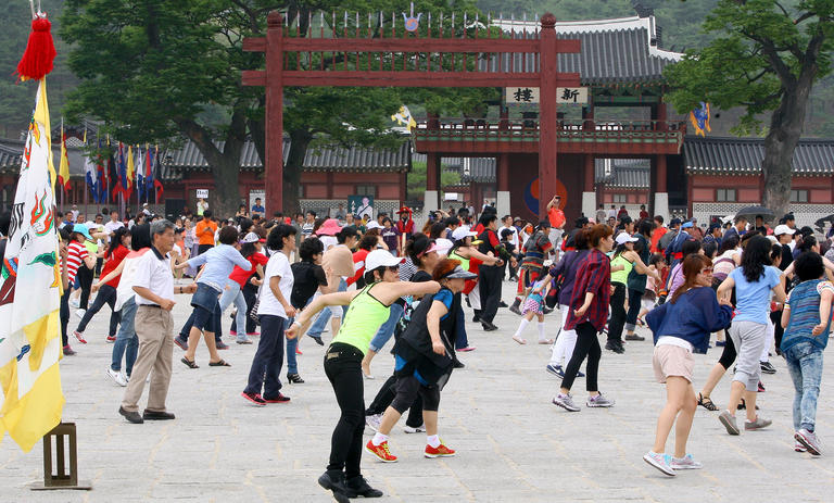 만든곳: 한국 네티즌본부 카페