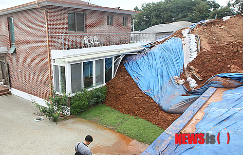 만든곳: 한국 네티즌본부 카페