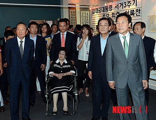 만든곳: 한국 네티즌본부 카페