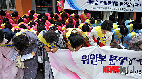 만든곳: 한국 네티즌본부 카페