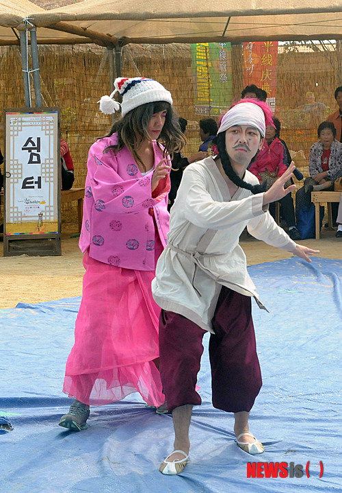 만든곳: 한국 네티즌본부 카페