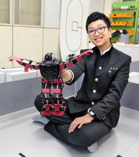 [우리학교 명물 열전] 못말리는 '로봇 마니아' 정준영(서울로봇고 1)군