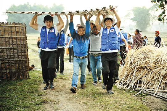 [건국대학교] 융·복합 아이디어 공모전 대상 받은 1학년 3명 "노벨상 석학도 인정한 우리는 창의적 융합 인재"