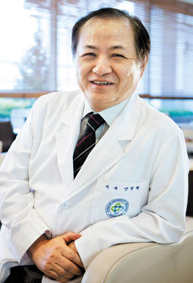 [건국대학교 | 건국대병원] "환자 중심 감성진료… 3년내 베스트5 될것"