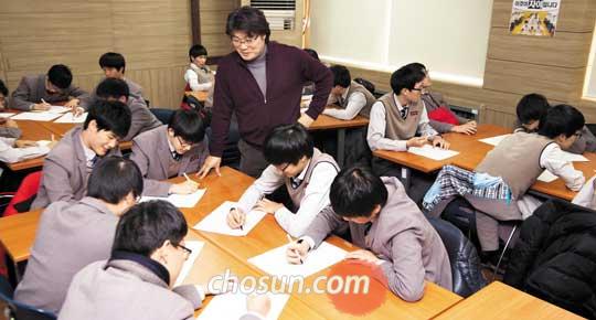 저렴한 비용에 고품질 강의… 사교육 없이 '수시 준비'