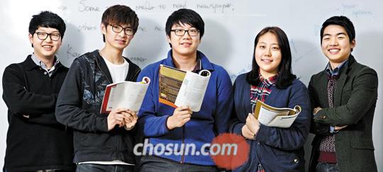 "국내 대학 진학엔 실패했지만… 해외 명문대 유학 꿈꾸죠"