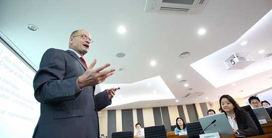 [한국형 MBA] 연수 없이도 해외 명문 MBA와 교류 기회