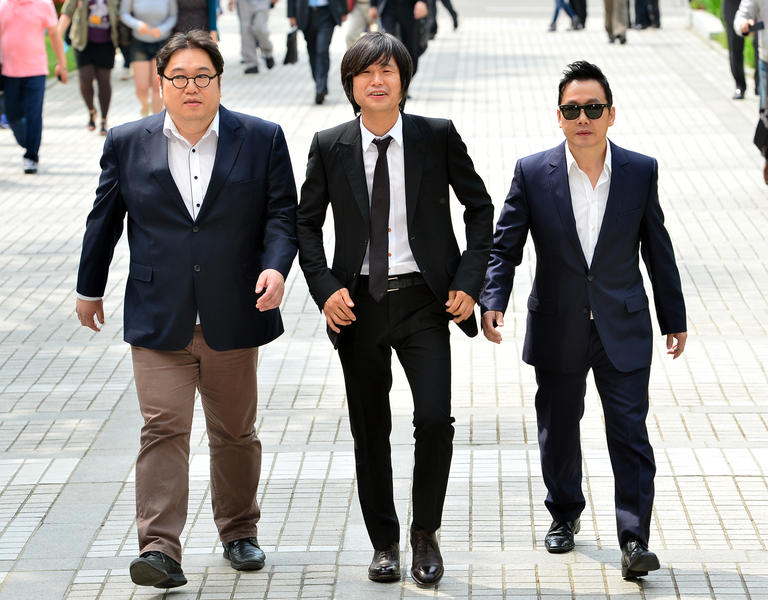 만든곳: 한국 네티즌본부 카페
