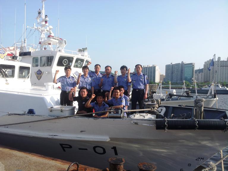 만든곳: 한국 네티즌본부 카페