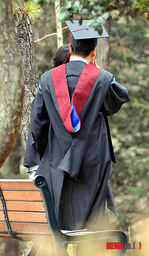 로스쿨 평균 등록금 '1533만원'…"고소득자 위한 제도"