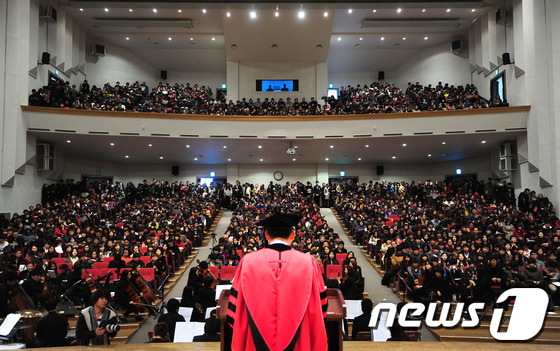 서울시립대, 등록금 반값에 학생 '소신 수강' ↑
