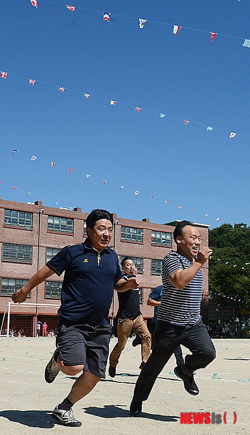 만든곳: 한국 네티즌본부 카페