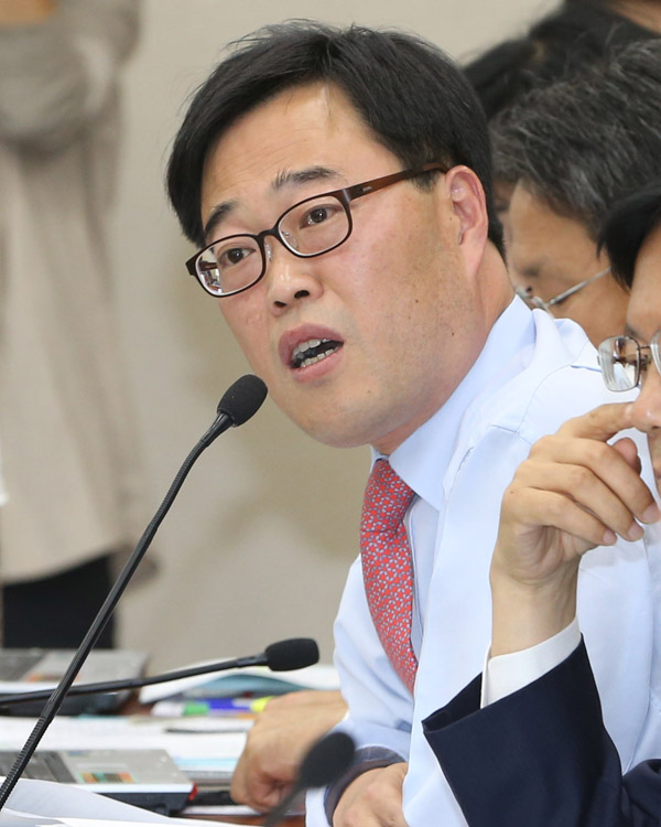 만든곳: 한국 네티즌본부 카페