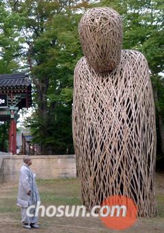 [인문·사회과학 행복장터] 2013 인문한국 최우수평가 연구소 5곳의 두 가지 특징
