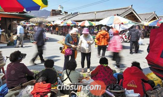 [인문·사회과학 행복장터] 오늘…  세상과 함께 어울리는 場을 만든다