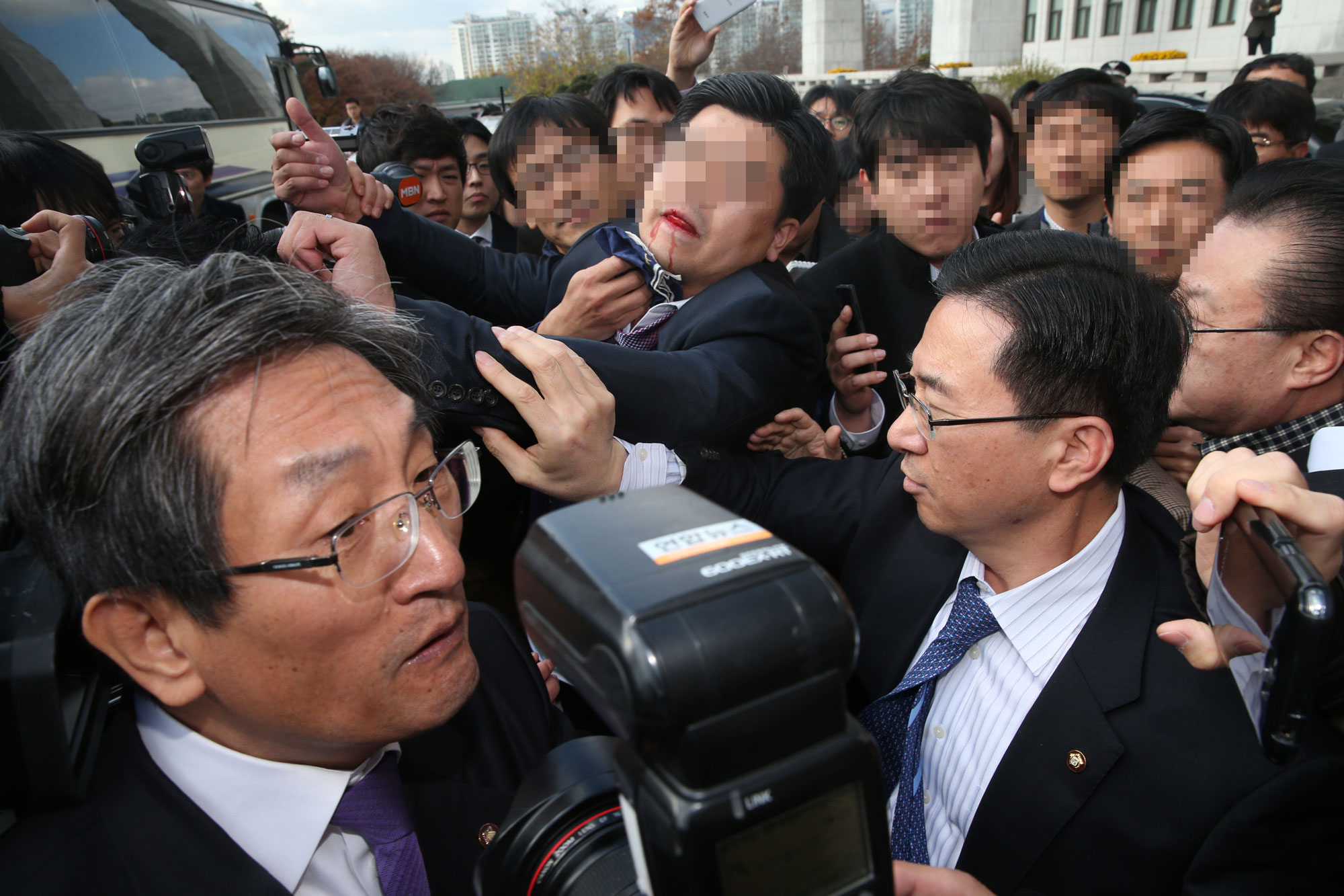 만든곳: 한국 네티즌본부 카페