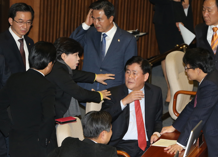 만든곳: 한국 네티즌본부 카페