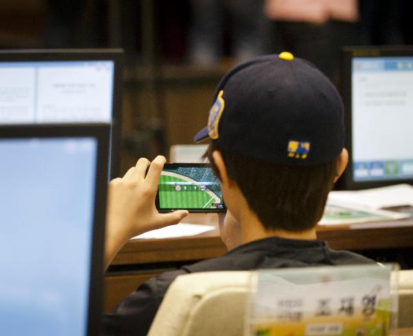 학부모 10명 중 8명 