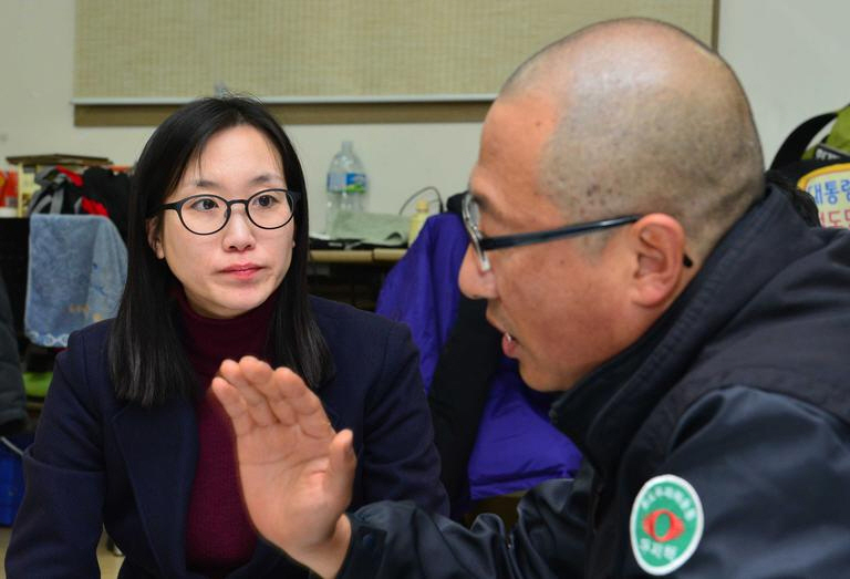 사진이 안보이면→ 우측클릭→ 사진보기 클릭,) OK. 작성: 한국 네티즌본부 카페