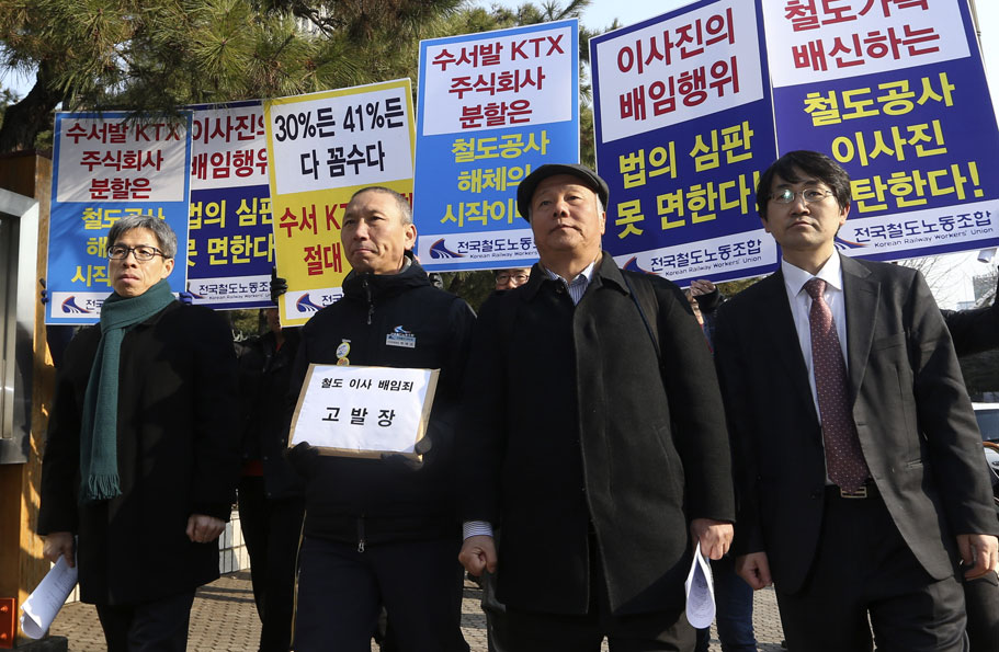 사진이 안보이면→ 우측클릭→ 사진보기 클릭,) OK. 작성: 한국 네티즌본부 카페