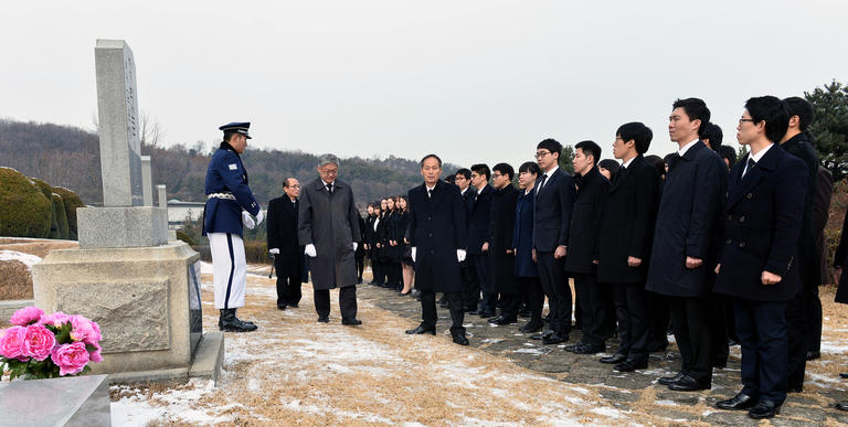 사진이 안보이면→ 우측클릭→ 사진보기 클릭,) OK. 작성: 한국 네티즌본부 카페