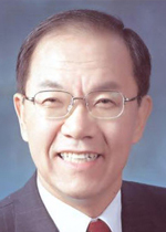 황우여 "역사 교과서 국정 교과서로 하는 것이 옳아"