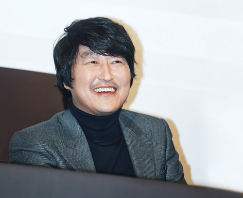 
	[여성조선] 뜨거운 삼연타 송강호 
