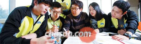 1대1 클리닉·문턱 없는 교무실… 완벽히 알 때까지 가르친다