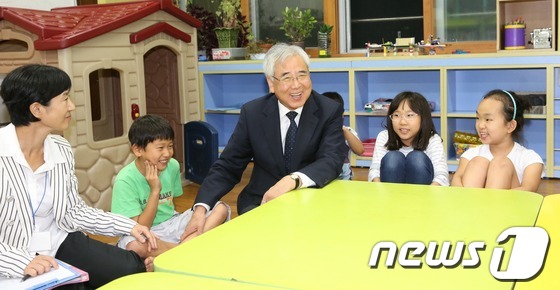 초등 1~2학년생 모두에게 '오후 돌봄' 지원