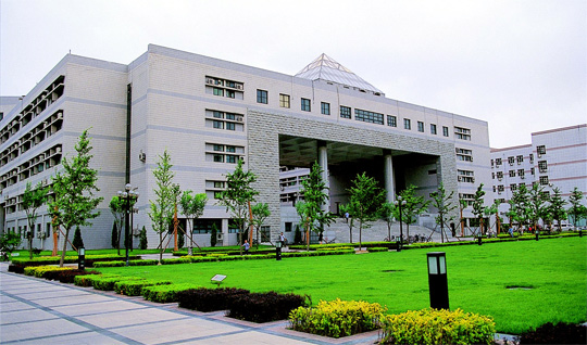 [2014 세계대학평가] 각 분야 중국 1등 대학, 25개 분야서 한국 1등 앞서… 칭화대 전기·재료, 서울대·카이스트보다 순위 높아