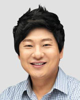 [김동욱의 이것이 수능 국어다] 수능·EBS 교재 비교… 비문학 지문 정확히 이해