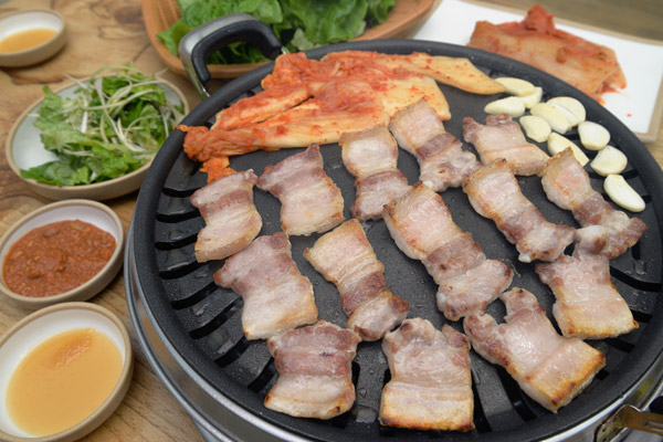 경남 함양의 흑돼지 요리는 한국에서 가장 뛰어난 맛을 자랑한다.