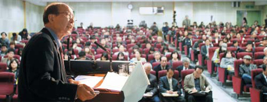 [경희대학교] 세계 석학의 발걸음, 경희대로 향하는 까닭? 