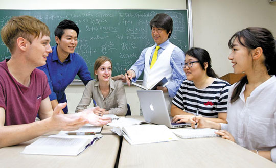 [전북대학교] '잘 가르치는 대학' 6관왕… 한국大學 혁신의 아이콘 되다