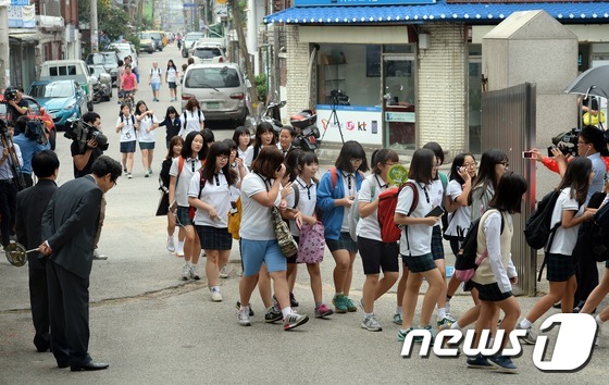 '9시 등교' 갈지자 민심…이번엔 경기교원 83% 