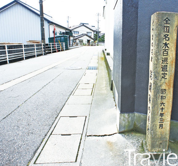 물은 사케 맛에 절대적 영향을 미친다. 미쿠니하레에는 양조장 내 환경부 지정 ‘일본 100대 명수 샘’이 있다.