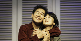 연극―고곤의 선물.