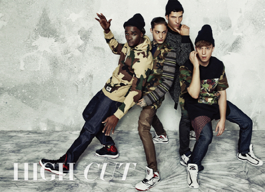 다니엘샘알베르토줄리안, 비정상 4인의 힙합 룩 조선닷컴 연예 &gt; 연예 일반