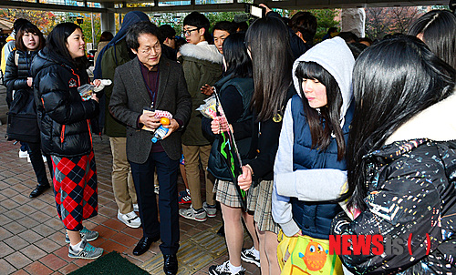 조희연 교육감 "부모·학생 모두 입시전쟁 해방의 날"
