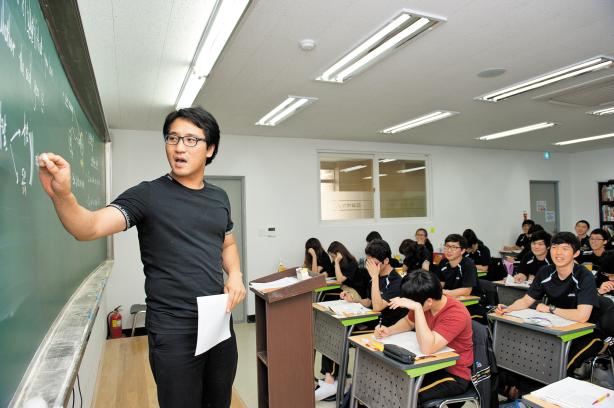 [기숙학원 탐방｜이천비상에듀기숙학원] 유명 강사·명문대생 멘토 통해 학습 의지 다져